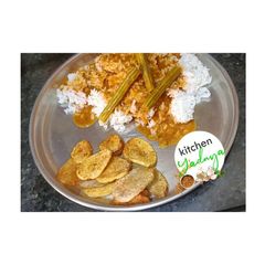 A picture of Aloo Tuk.