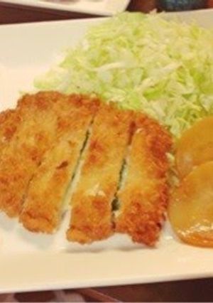 A picture of Easy Melty Cheese Pork Cutlets (Tonkatsu).