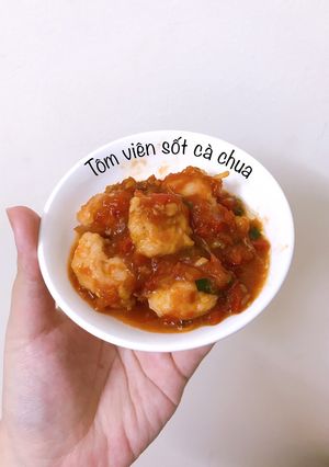Hình của món Tôm viên sốt cà chua cho bé.