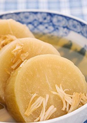 A picture of Daikon Radish Simmered with Scallops.