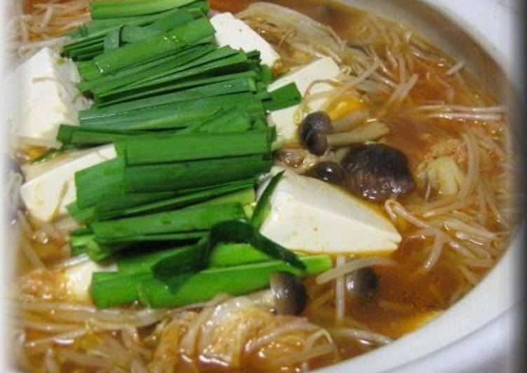 Recipe of Ultimate Pork and Kimchi Hot Pot