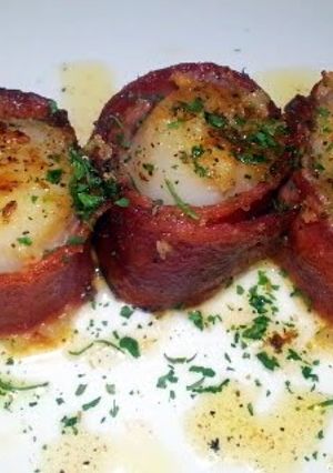 A picture of Turkey Bacon Wrapped Scallops.