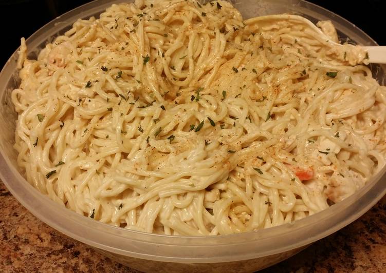 Recipe of Yummy Cajun Chicken & Shrimp Alfredo