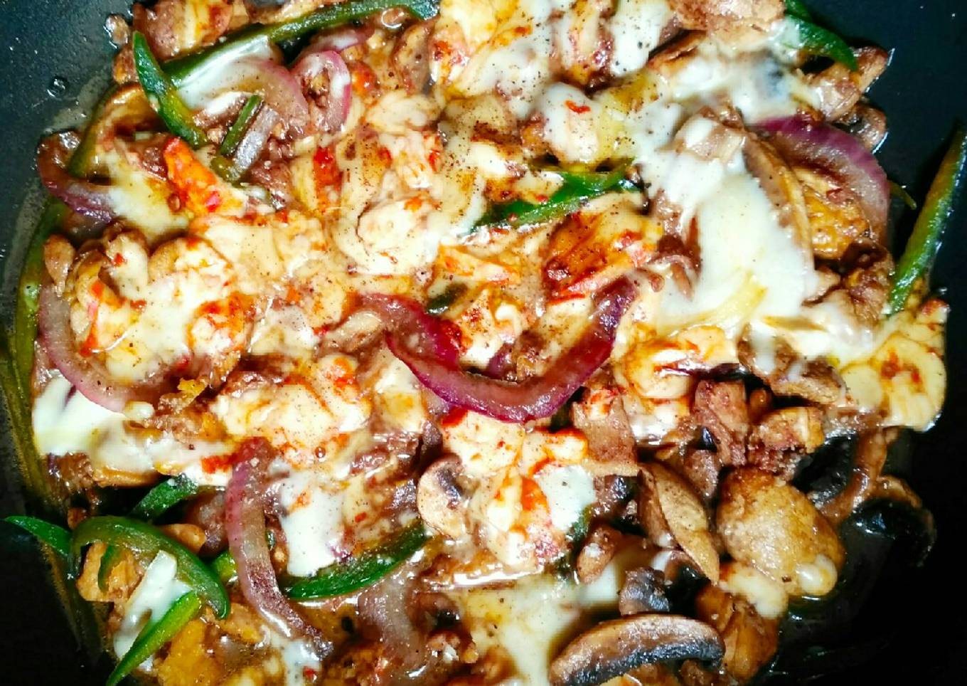 Champiñones con Pollo y Jengibre Gratinados