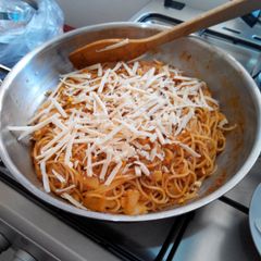 A picture of Easy Spaghetti.