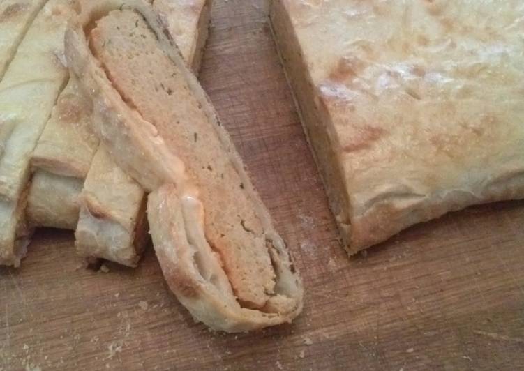 Buffalo Chicken Meatloaf Calzone Buffalo Chicken Meatloaf Calzone