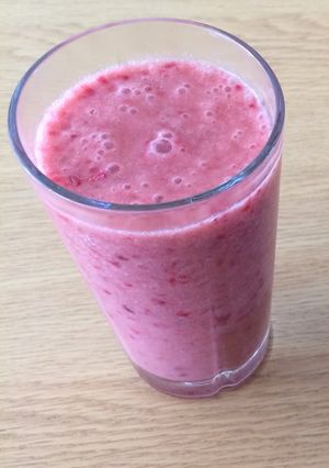 A picture of Banana-Raspberry Smoothie.