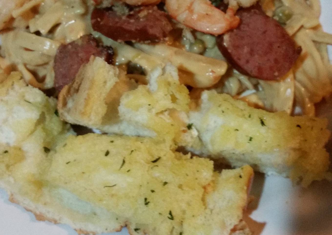 Shrimp & sausage scampi with sweet peas