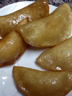 A picture of Qatayf (Arabic Desert).
