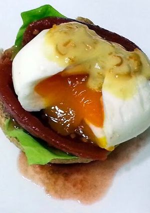 A picture of LG EGG AND TOMATO BREAKFAST.