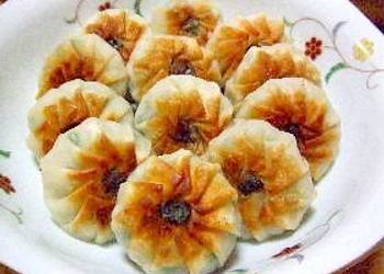 Fresh, Prepare Recipe Cute FlowerShaped Chinese Chive Dumplings Yummy