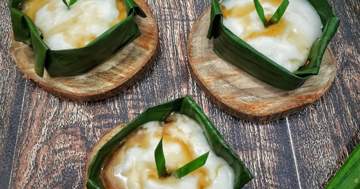 Bubur Ayam Barito penjual bubur ayam di trotoar