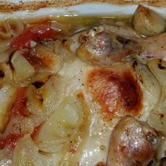 A picture of 1 dish chicken dinner.
