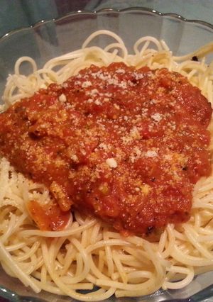 A picture of Simple Pasta with Red Sauce.