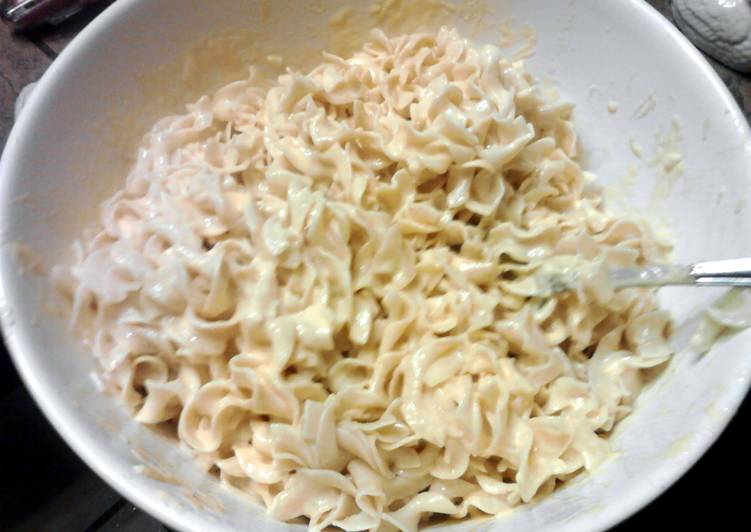 Egg Noodles with Cheese