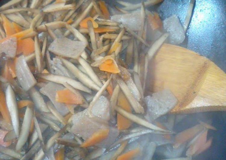 Macrobiotic Kimpira-style Quick Stir-fry with Konnyaku and Burdock Roots