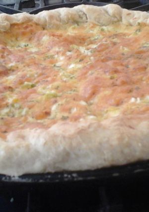 A picture of My Cheese Garlic Bread With Spring Onion 😉😙.