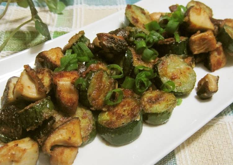 Recipe of Super Quick Homemade Stir Fried Shiitake Mushrooms and Cucumber With Butter Soy Sauce