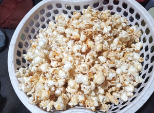 Hình của món Bắp rang bơ caramel.