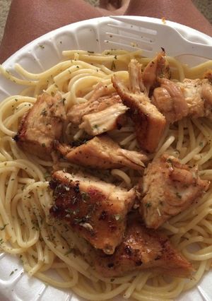 A picture of Sweet N Spicy Chicken with Garlic Butter Noodles.