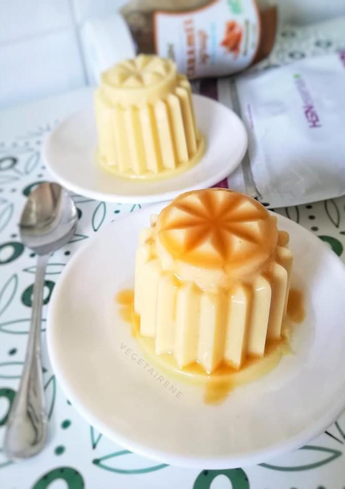 Una foto de Flan de piña (vegano y alto en proteína)