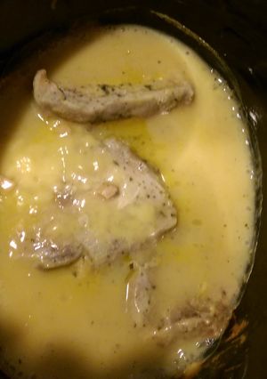 A picture of Crock pot ranch pork chops.