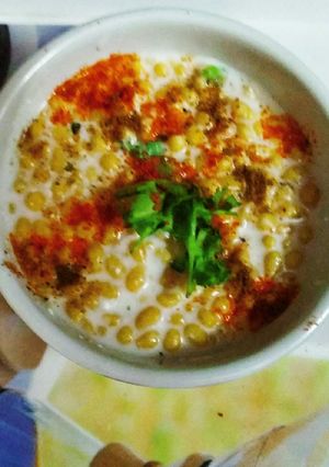 A picture of Boondi Raita.