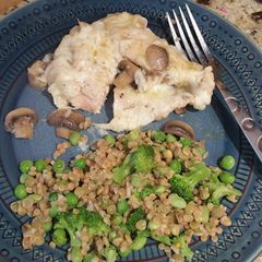 A picture of Yum yum Chicken.