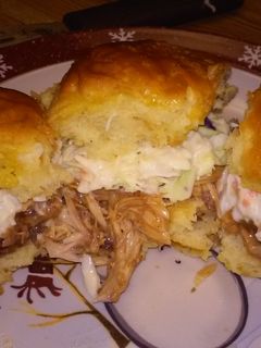 A picture of Pulled pork/chicken sliders on Hawaiian rolls.