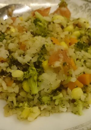A picture of 20 mins tomato rice.