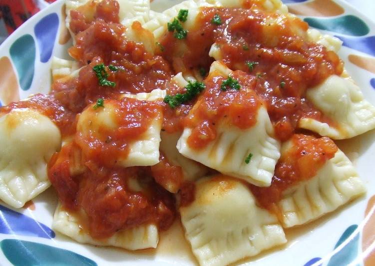 Recipe of Speedy Potato Ravioli In Tomato Sauce