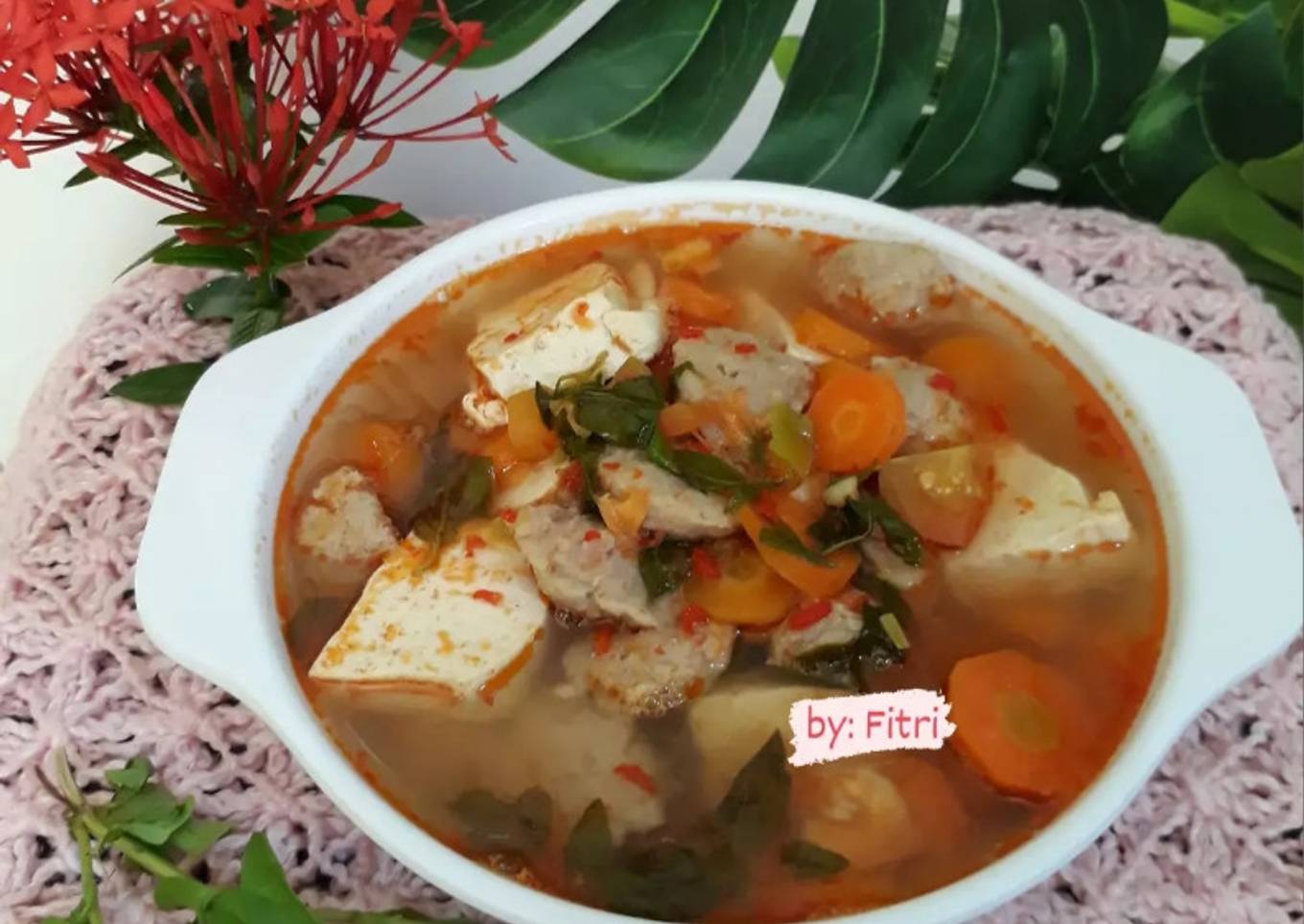 Sop Bakso, Udang, Tahu dengan cita rasa Tom Yum