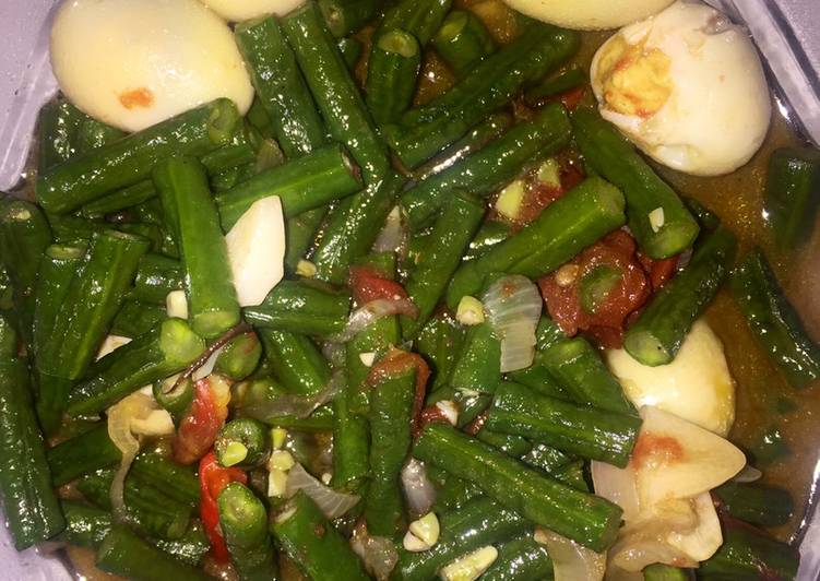 Proses memasak Tumis kacang panjang dan telur puyuh yang Enak Banget