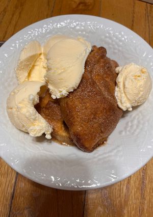 A picture of Apple Dumplin’s.