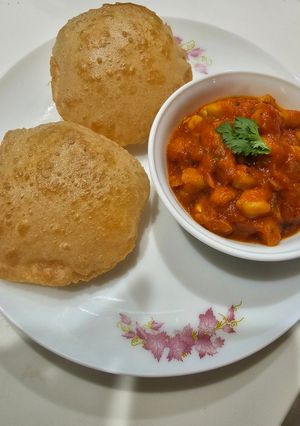 છોલે ચણા (Chhole Chana Recipe in Gujarati) રેસીપી મુખ્ય ફોટો