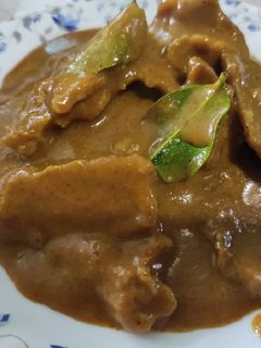 Foto resep Daging sapi tumis bumbu kare