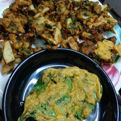 A picture of Spinach and potato fritters.