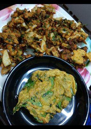 A picture of Spinach and potato fritters.
