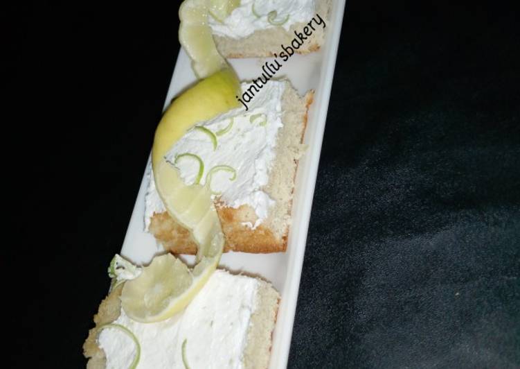 Mayonnaise lemon cream sheet cake