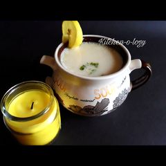 A picture of Coconut Mushroom Soup.
