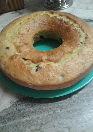 Una foto de Budín fácil con chocolate y dulces