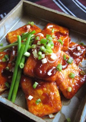 A picture of Easy and Inexpensive but Yummy Panfried Tofu with Gochujang.