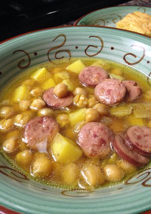 A picture of Spanish Bean Soup.