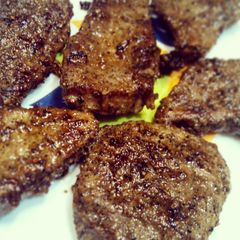 A picture of Beer Marinate Peppered Steak.