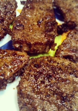 A picture of Beer Marinate Peppered Steak.