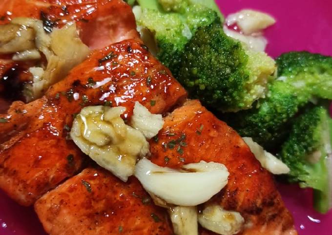 Ternyata ini loh! Cara termudah buat Salmon Teriyaki Garlic Honey Glazed dijamin enak