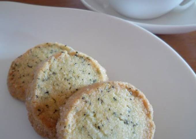 Easy Crispy Black Tea Shortbread Cookies