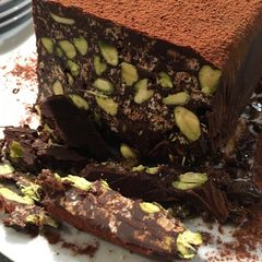 A picture of Jamie Oliver's Pistachio and Amaretti Fridge Cake.