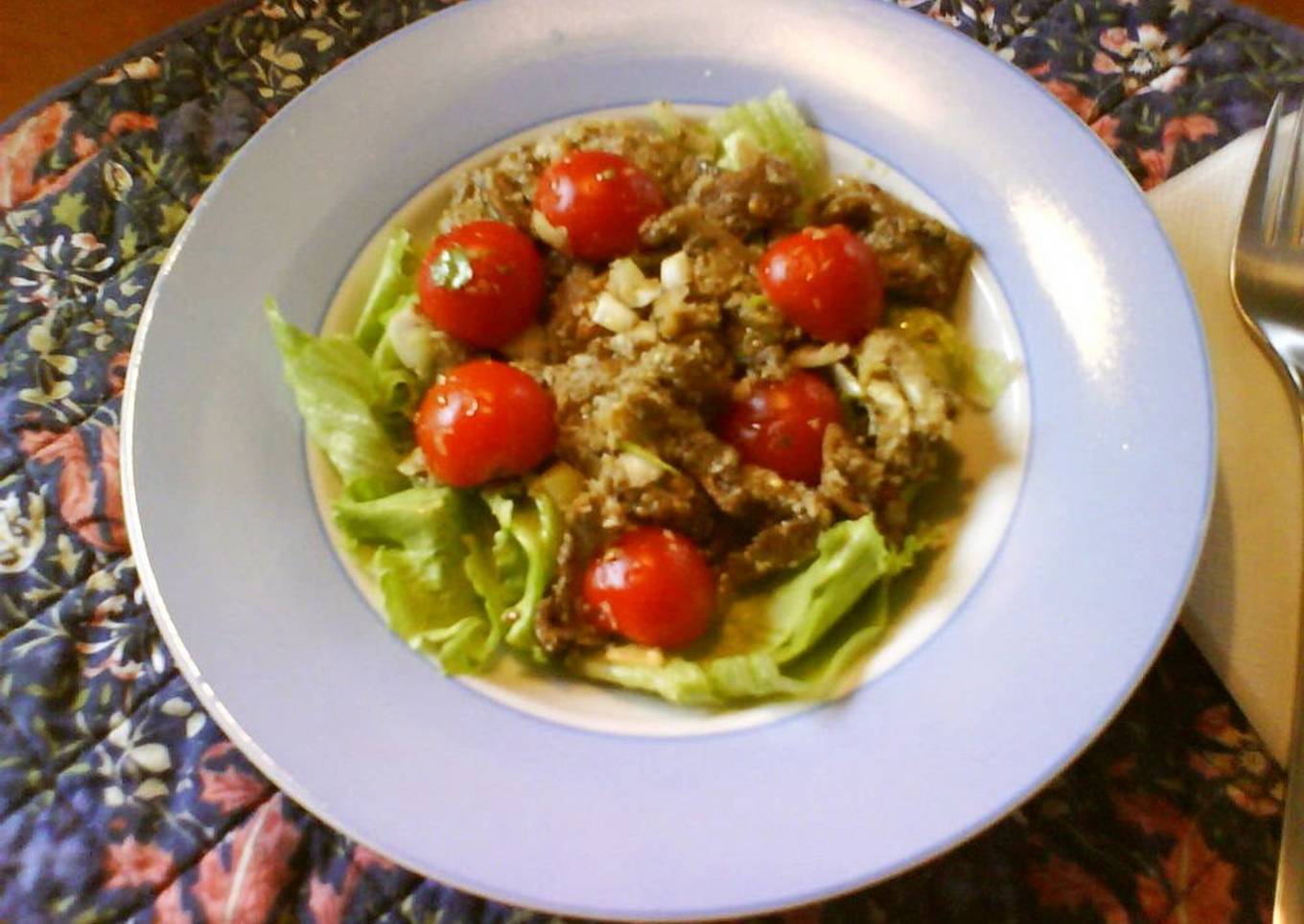 Indian-Styled Salad with Coconuts and Baked Eggplants