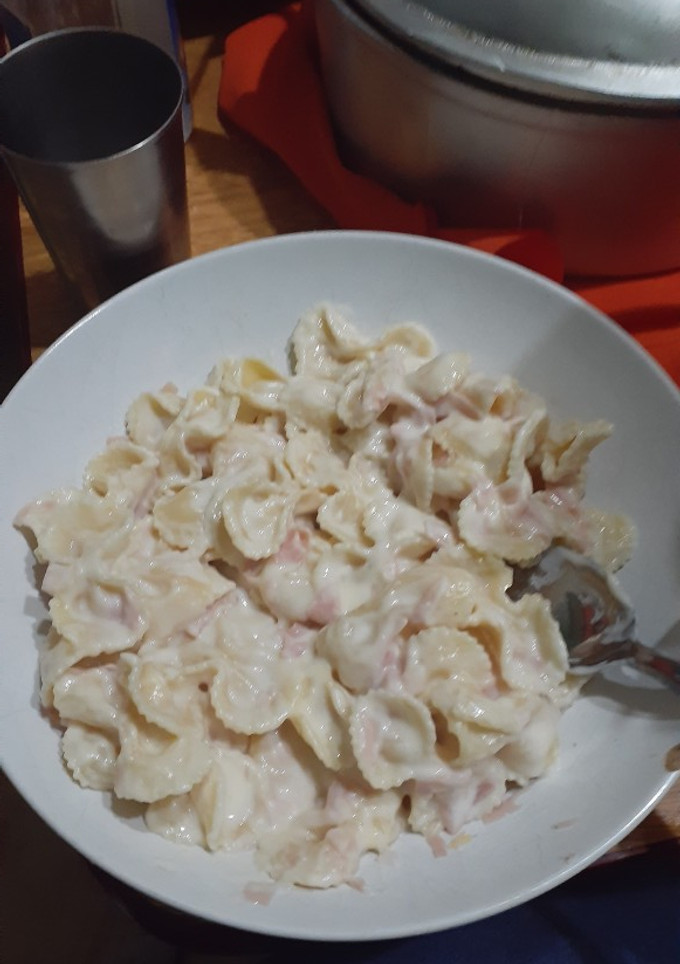 Una foto de Fideos con salsa blanca🥰